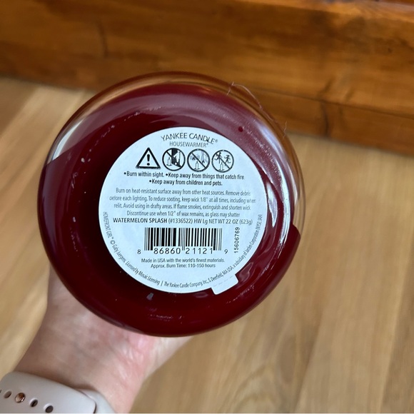 Yankee Candle Large Jar Candle 22oz -Watermelon Splash Homefront Girl - Picture 4 of 5